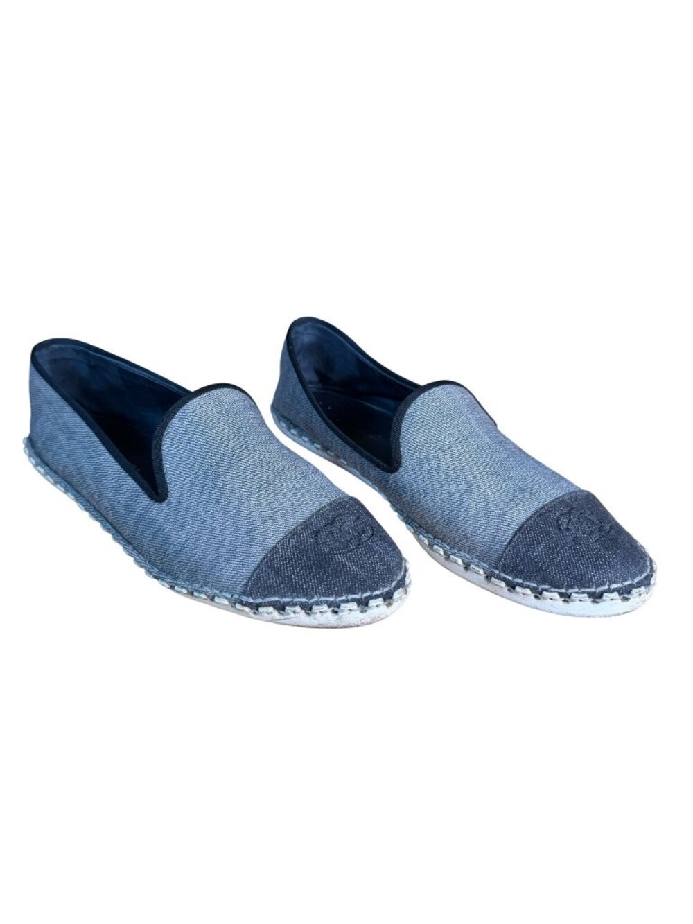 Chanel 2019 Blue Navy Chambray Cap Toe Denim Slip on Moccasins Loafers EU 40